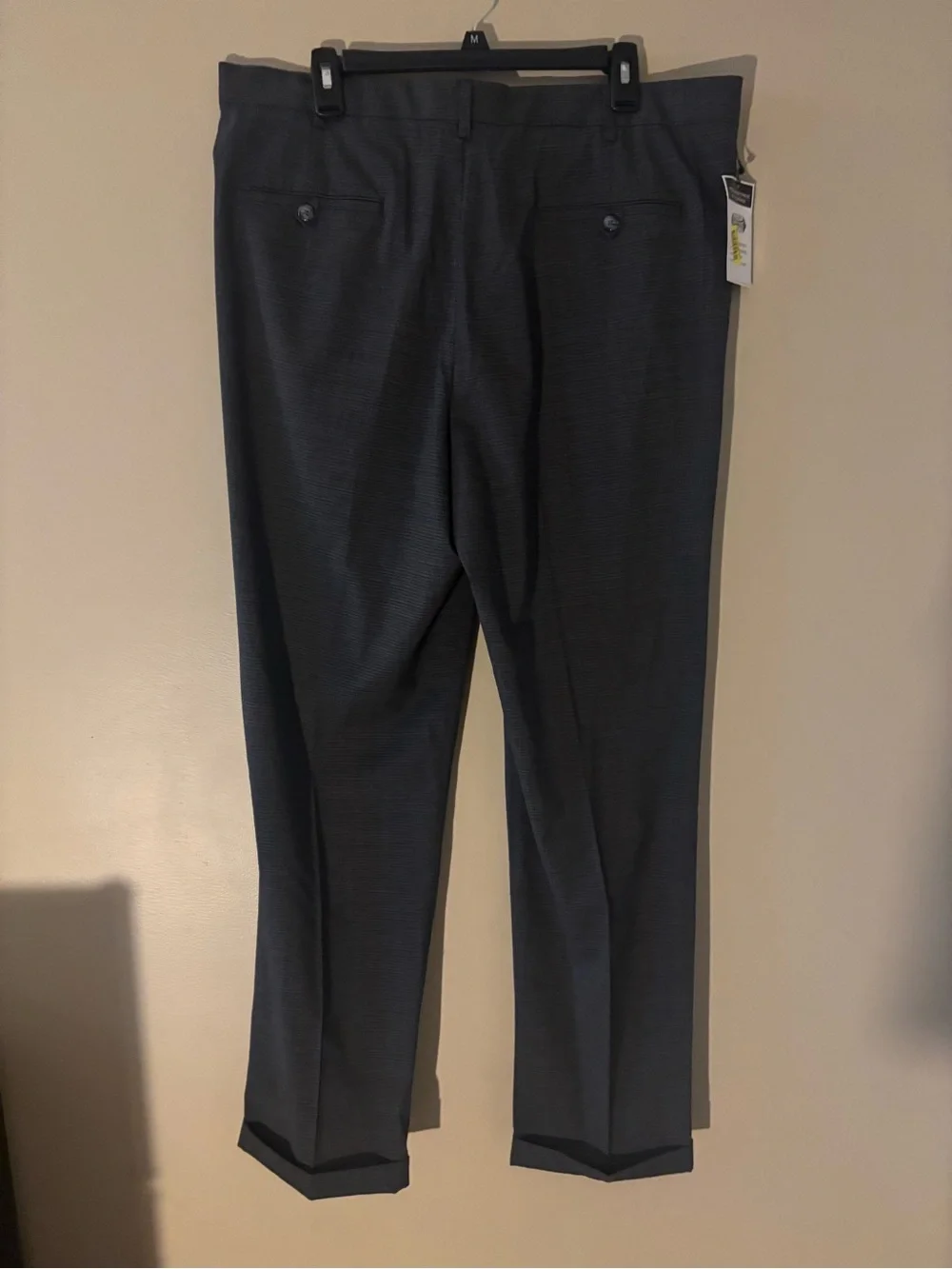 TravelSMART Roundtree & Yorke Men’s Gray Dress Pants 38W x 32L